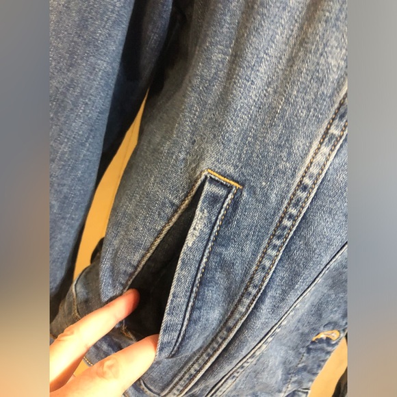 torrid Light Denim Button-Up Short Jean Jacket First at Fit Cut #38 with pockets - Picture 3 of 12